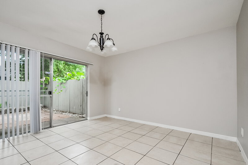 3,220/Mo, 1903 Dartford Ct Valrico, FL 33594 Dining Room View 2