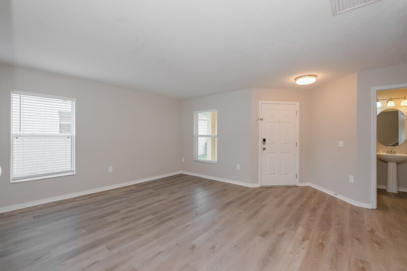 2,425/Mo, 11229 Black Forest Trail Riverview, FL 33569 Living Room View 2