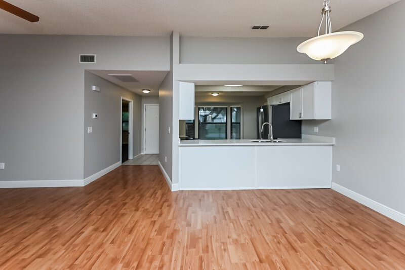 3,120/Mo, 9136 Lometa Ln Port Richey, FL 34668 Dining Room View