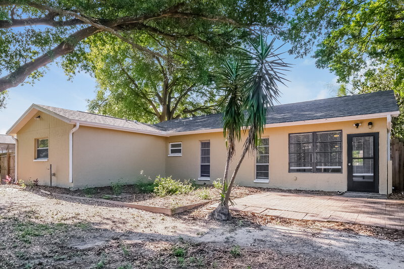 1,960/Mo, 7629 Bramblewood Dr Port Richey, FL 34668 Rear View