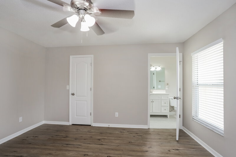 3,770/Mo, 5910 Erhardt Dr Riverview, FL 33578 Main Bedroom View 2