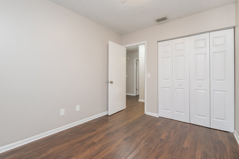 2,010/Mo, 226 Regal Park Dr Valrico, FL 33594 Bedroom View 3