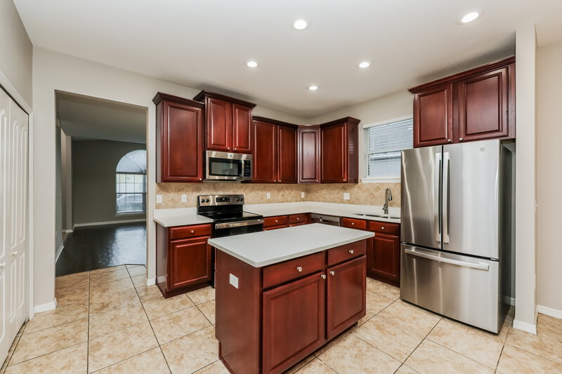 2,010/Mo, 11740 Colony Lakes Blvd New Port Richey, FL 34654 Kitchen View