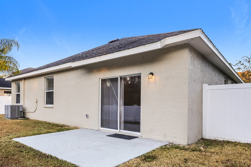 2,010/Mo, 11740 Colony Lakes Blvd New Port Richey, FL 34654 Rear View