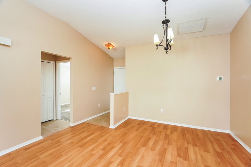 2,110/Mo, 1436 Birchstone Ave Brandon, FL 33511 Dining Room View