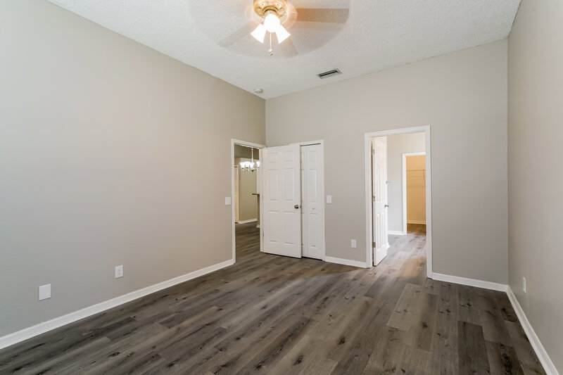 2,335/Mo, 7409 Sade St Tampa, FL 33615 Main Bedroom View