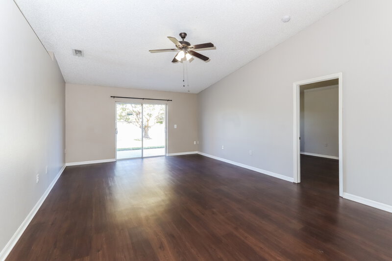 1,990/Mo, 31735 Loch Aline Dr Wesley Chapel, FL 33545 Living Room View