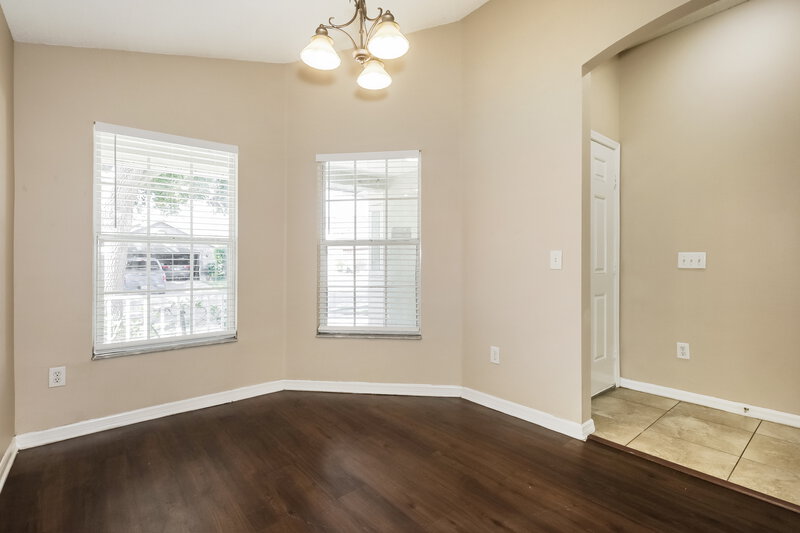 1,765/Mo, 5849 Sand Key Ln Zephyrhills, FL 33545 Dining Room View