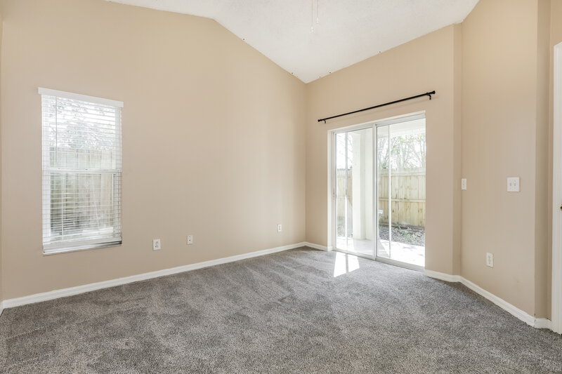 1,765/Mo, 5849 Sand Key Ln Zephyrhills, FL 33545 Main Bedroom View