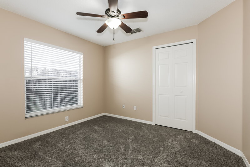 1,765/Mo, 5849 Sand Key Ln Zephyrhills, FL 33545 Bedroom View