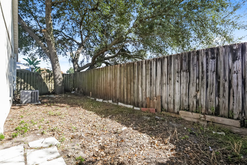 1,765/Mo, 5849 Sand Key Ln Zephyrhills, FL 33545 Exterior View