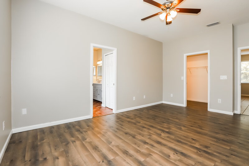 2,210/Mo, 11016 Newbridge Dr Riverview, FL 33579 Main Bedroom View 2