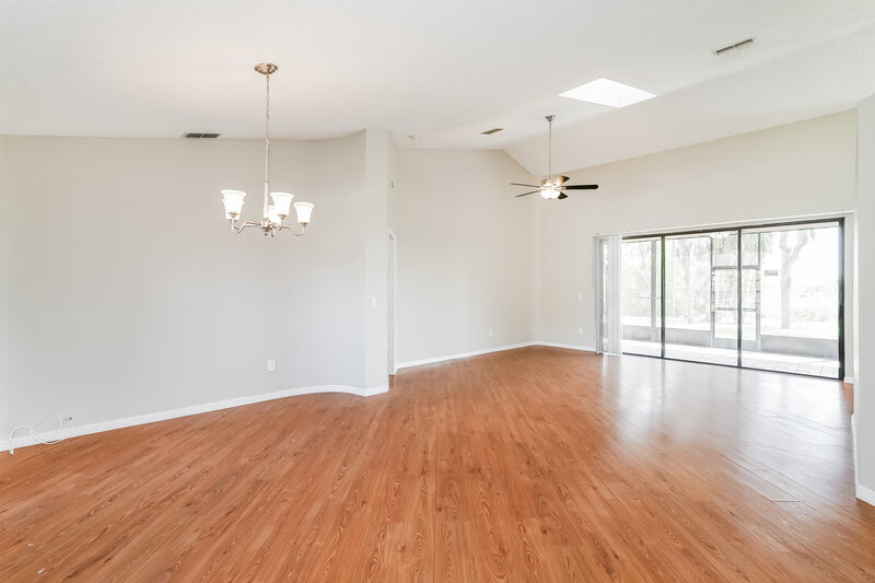 2,370/Mo, 14525 Pimberton Dr Hudson, FL 34667 Dining Room View 2