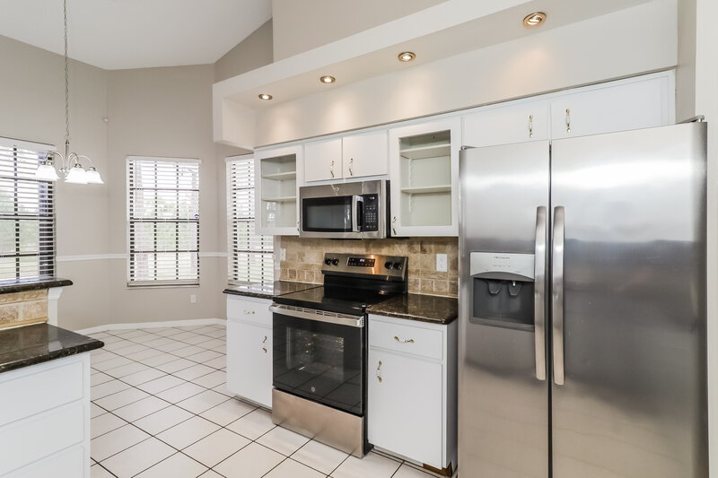 2,265/Mo, 14525 Pimberton Dr Hudson, FL 34667 Kitchen View 3