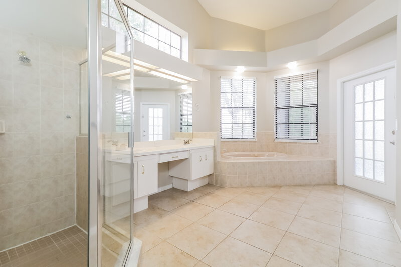 2,265/Mo, 14525 Pimberton Dr Hudson, FL 34667 Main Bathroom View