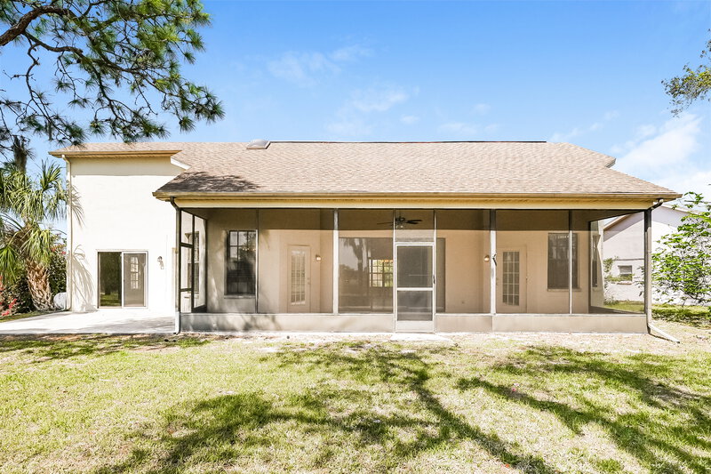 2,370/Mo, 14525 Pimberton Dr Hudson, FL 34667 Rear View