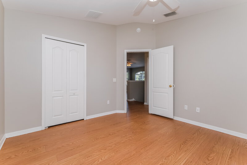 2,175/Mo, 18108 Cypress Bay Pkwy Land O' Lakes, FL 34638 Main Bedroom View