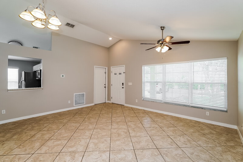 1,990/Mo, 14905 Stag Woods Cir Lutz, FL 33559 Living Room View