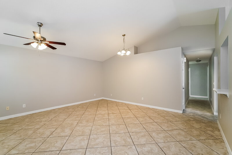 1,990/Mo, 14905 Stag Woods Cir Lutz, FL 33559 Living Room View 2
