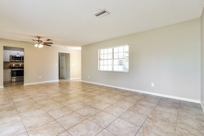 1,710/Mo, 9349 Regatta St Spring Hill, FL 34608 Living Room View 2