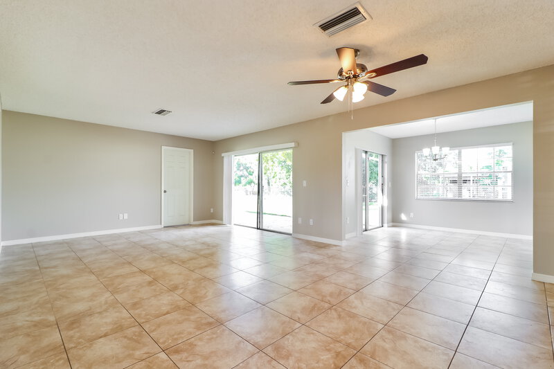 1,710/Mo, 9349 Regatta St Spring Hill, FL 34608 Living Room View 3
