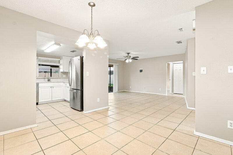 2,390/Mo, 948 16th Ln Palm Harbor, FL 34683 Dining Room View 2