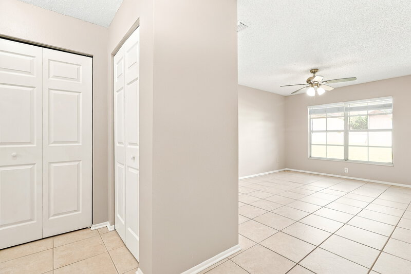 2,390/Mo, 948 16th Ln Palm Harbor, FL 34683 Hallway View