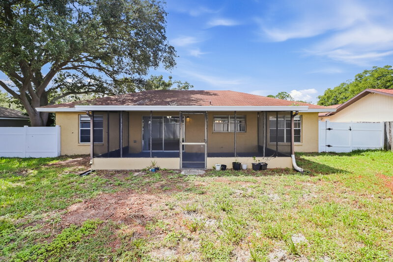 2,390/Mo, 948 16th Ln Palm Harbor, FL 34683 Rear View
