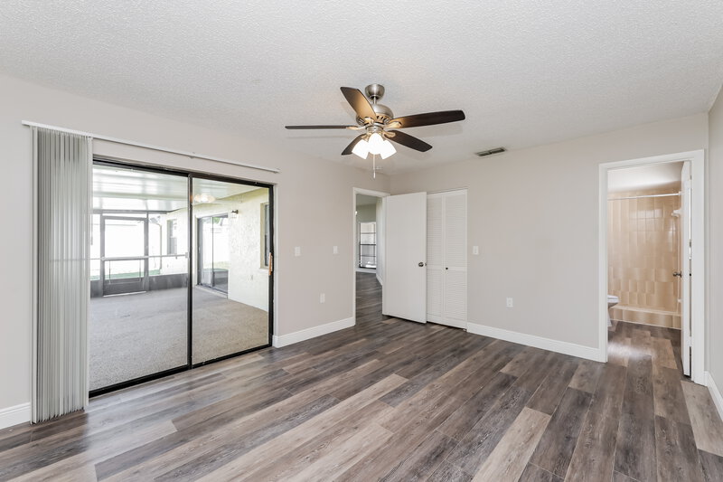 2,290/Mo, 1718 Dove Field Pl Brandon, FL 33510 Main Bedroom View 2