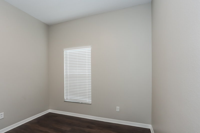 2,270/Mo, 817 Parsons Pointe St Seffner, FL 33584 Bedroom View