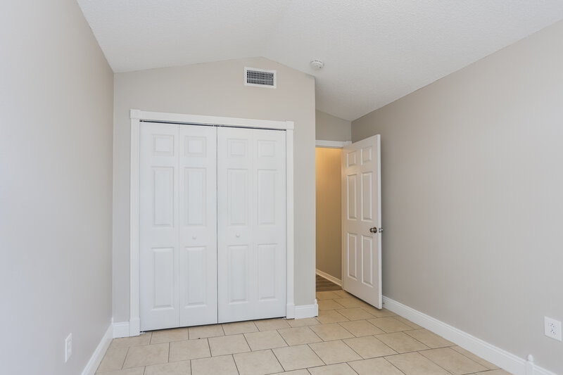 2,190/Mo, 1408 Windjammer Pl Valrico, FL 33594 Bedroom View 4