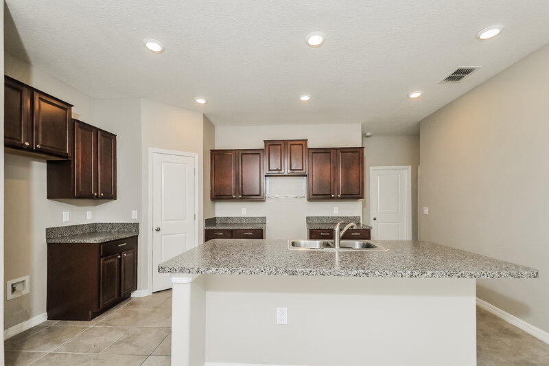 4,030/Mo, 6714 Trent Creek Dr Ruskin, FL 33573 Kitchen View 3