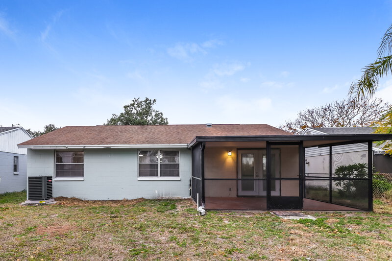 2,350/Mo, 12507 Mondragon Dr Tampa, FL 33625 Rear View