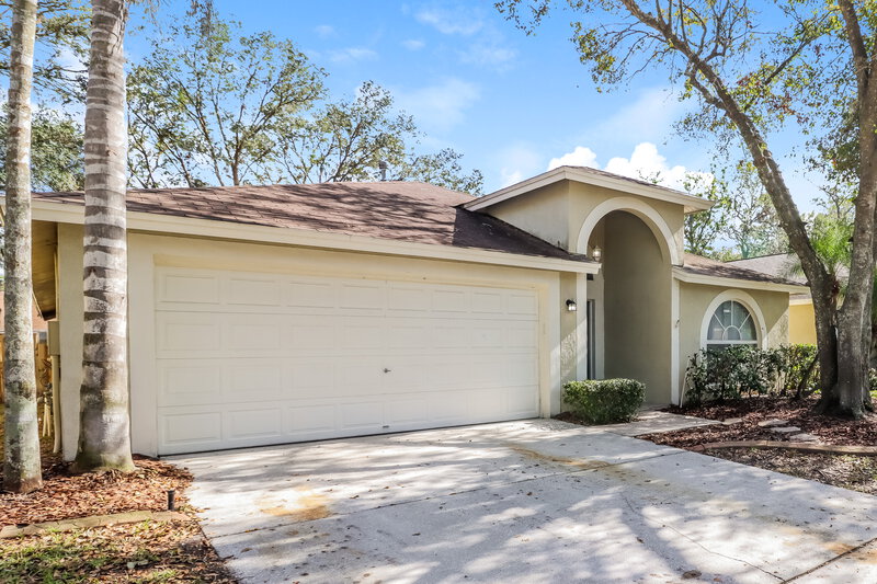 2,335/Mo, 4532 Preston Woods Dr Valrico, FL 33596 Front View