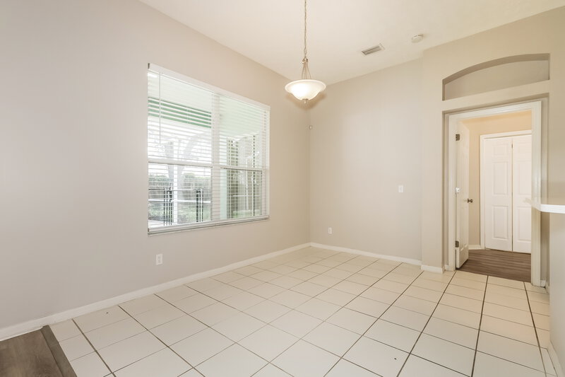 2,800/Mo, 2304 Golf Manor Blvd Valrico, FL 33596 Breakfast Nook View