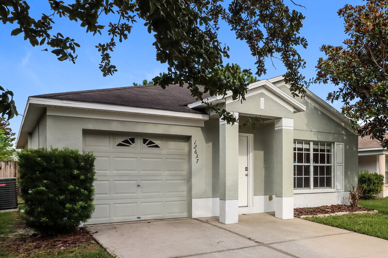 1,850/Mo, 12637 Adventure Dr Riverview, FL 33579 Front View
