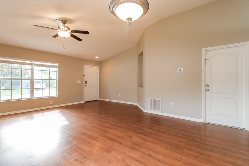 1,850/Mo, 12637 Adventure Dr Riverview, FL 33579 Dining Room View