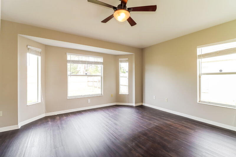 1,850/Mo, 12637 Adventure Dr Riverview, FL 33579 Main Bedroom View