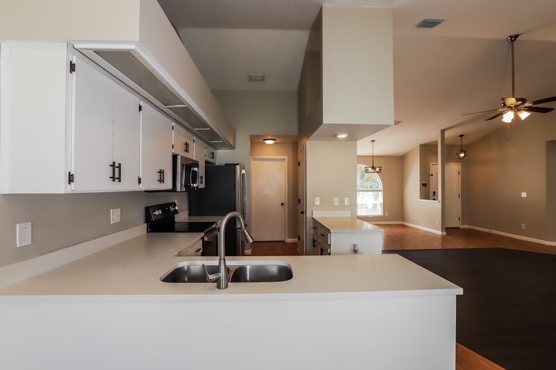 2,365/Mo, 1826 Citrus Orchard Way Valrico, FL 33594 Kitchen View 2