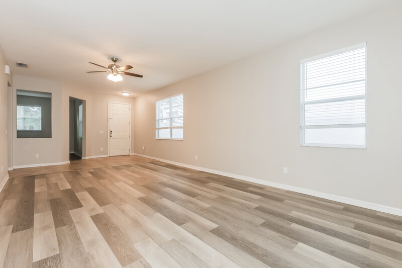 2,105/Mo, 11171 Golden Silence Dr Riverview, FL 33579 Living Room View 2