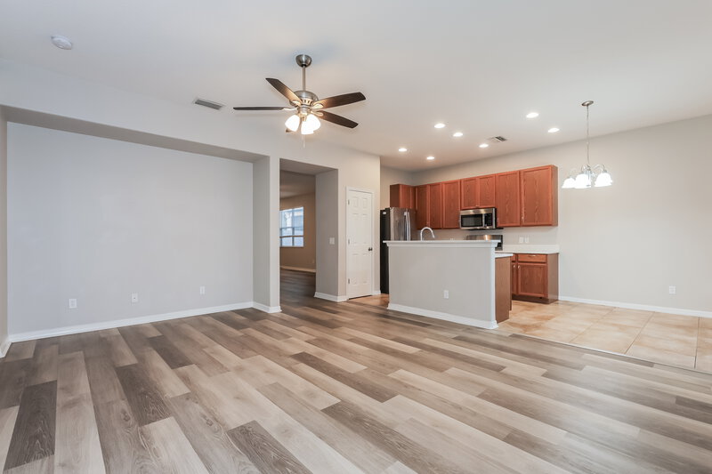 2,105/Mo, 11171 Golden Silence Dr Riverview, FL 33579 Family Room View