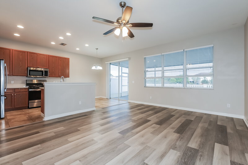 2,105/Mo, 11171 Golden Silence Dr Riverview, FL 33579 Family Room View 2