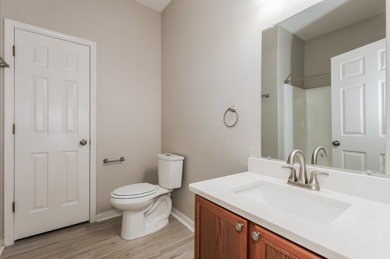 2,105/Mo, 11171 Golden Silence Dr Riverview, FL 33579 Bathroom View