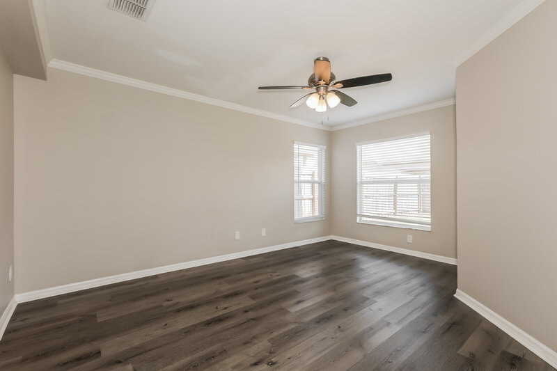 2,140/Mo, 6032 Pointe Pleasant Blvd Wesley Chapel, FL 33545 Main Bedroom View