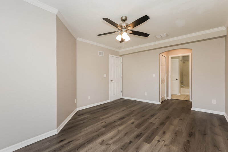 2,140/Mo, 6032 Pointe Pleasant Blvd Wesley Chapel, FL 33545 Main Bedroom View 2