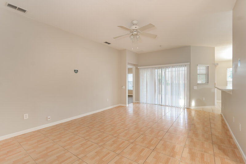 1,895/Mo, 5103 Gato del Sol Cir Wesley Chapel, FL 33544 Living Room View