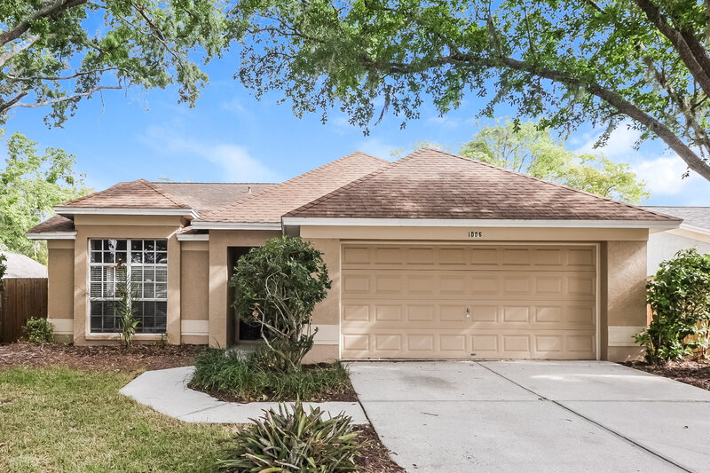 2,150/Mo, 1006 Bloom Hill Ave Valrico, FL 33596 External View