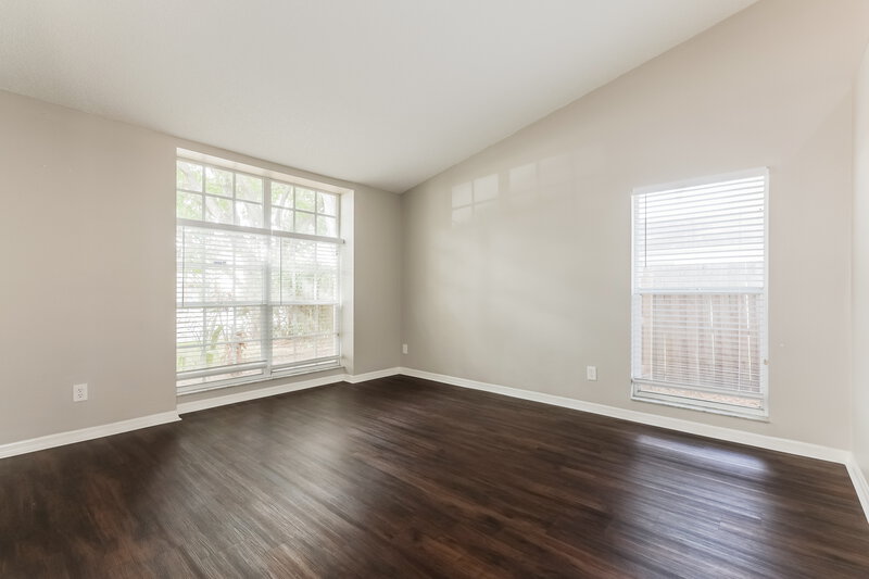 2,150/Mo, 1006 Bloom Hill Ave Valrico, FL 33596 Family Room View