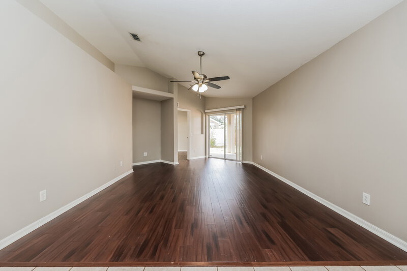 2,105/Mo, 8522 Hawbuck St Trinity, FL 34655 Living Room View