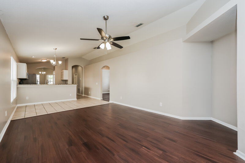 2,105/Mo, 8522 Hawbuck St Trinity, FL 34655 Living Room View 2